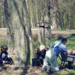 Die Kastanien wurden mit Bokashi-Keramikpulver-Depots versorgt und mit EMa gegossen.